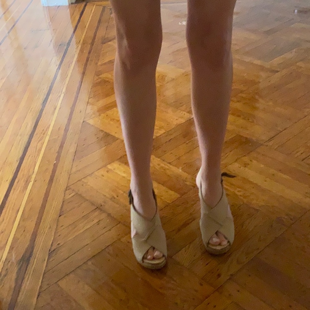 No 6 Clogs